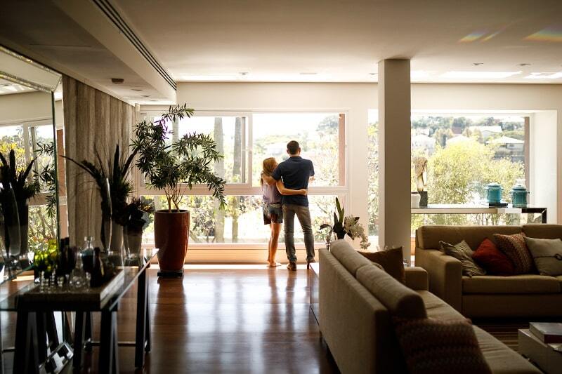 couple enjoying air purifier